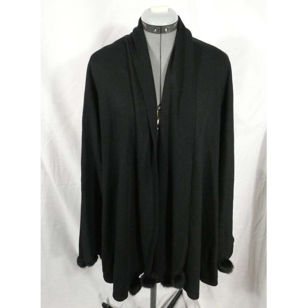 Nina Leonard Black Poncho Cape Faux Fur Pompons One Size Cocktail Party